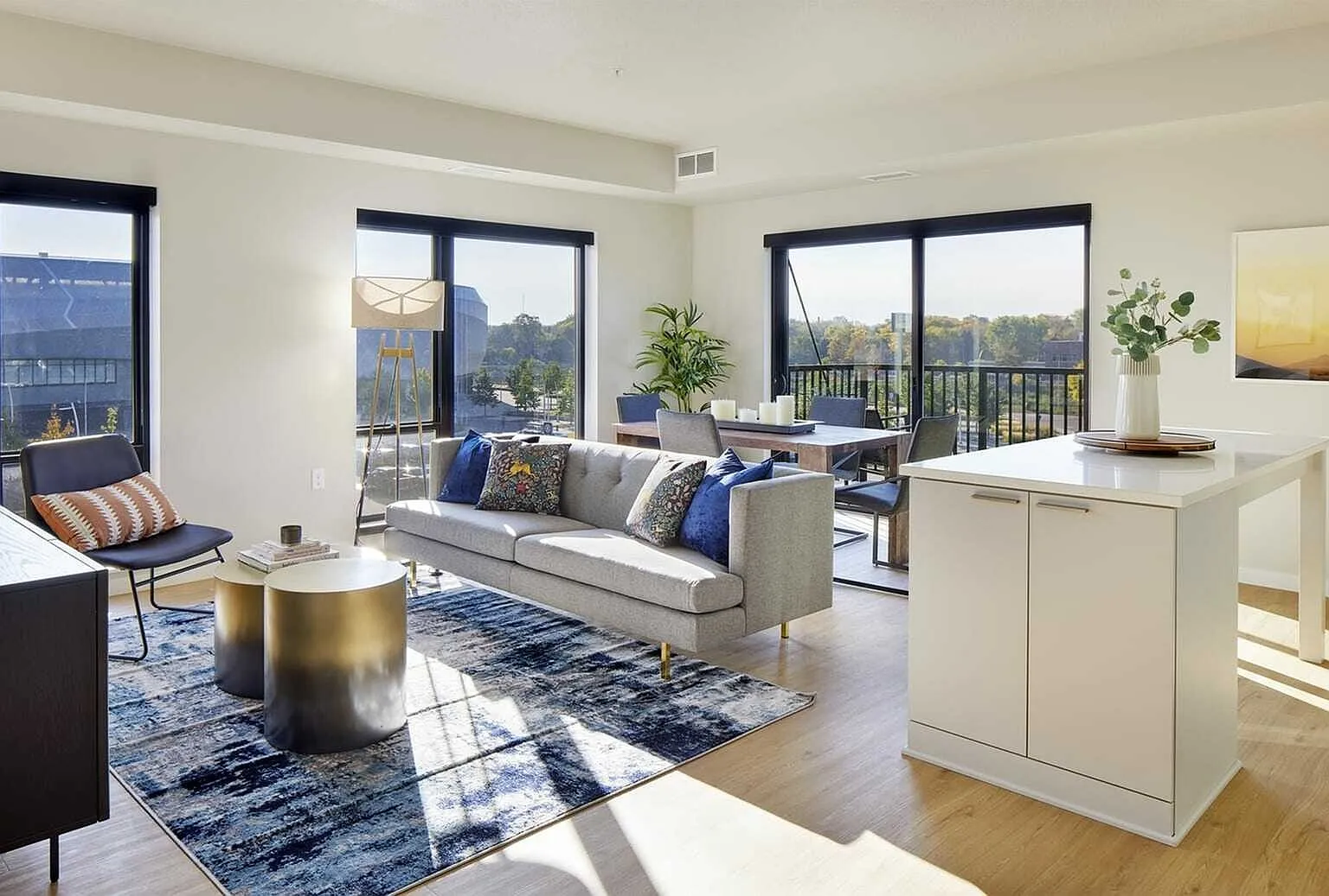 The Pitch Apartments — Photo 1