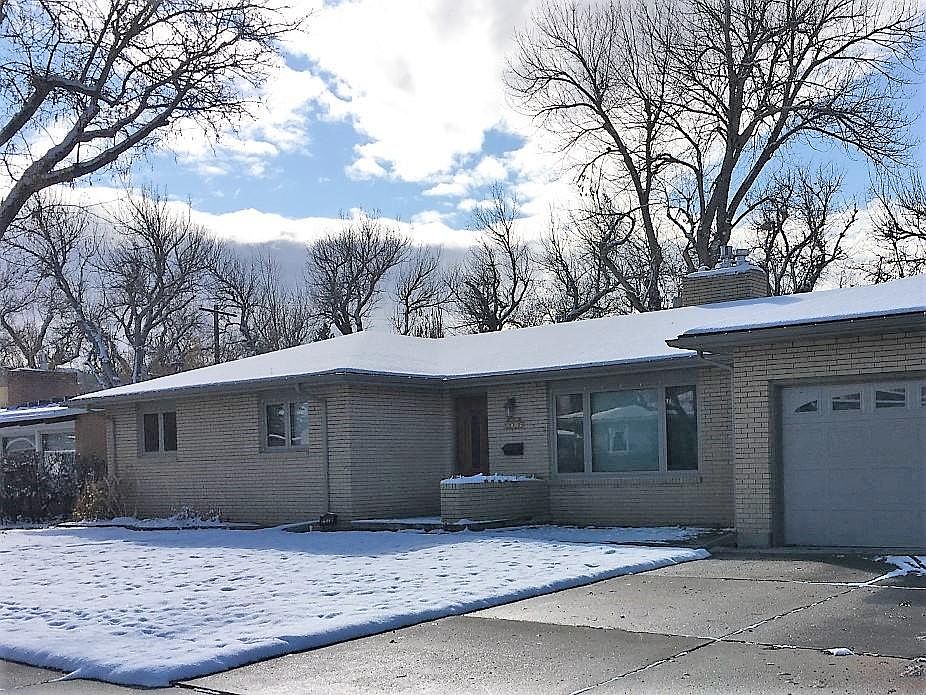 1st image of 2025 Lynwood Pl