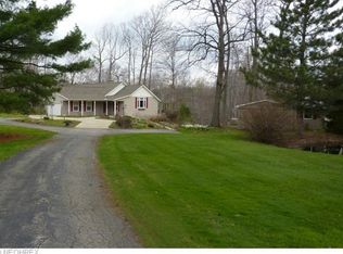 9420 Gifford Rd, Amherst, OH 44001