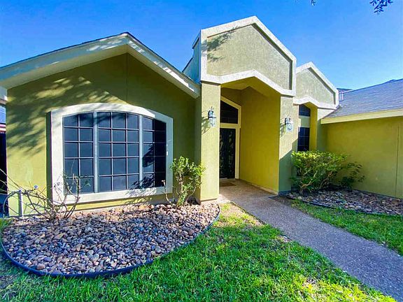 2nd image of 1811 Lemonwood Dr