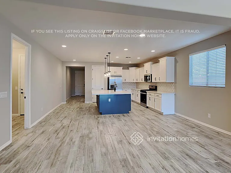 3008 N 198th Ln — Photo 5