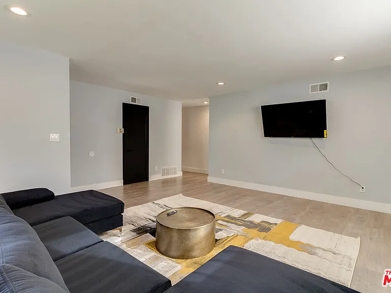6966 Sedan Ave — Photo 6