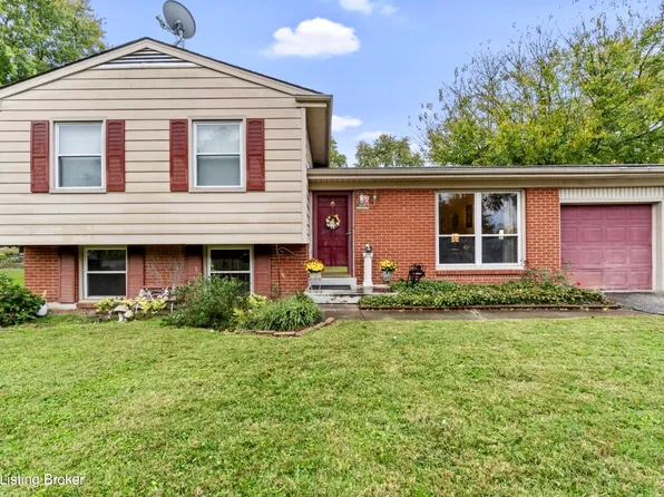 9209 Aylesbury Dr, Rolling Hills, KY 40242