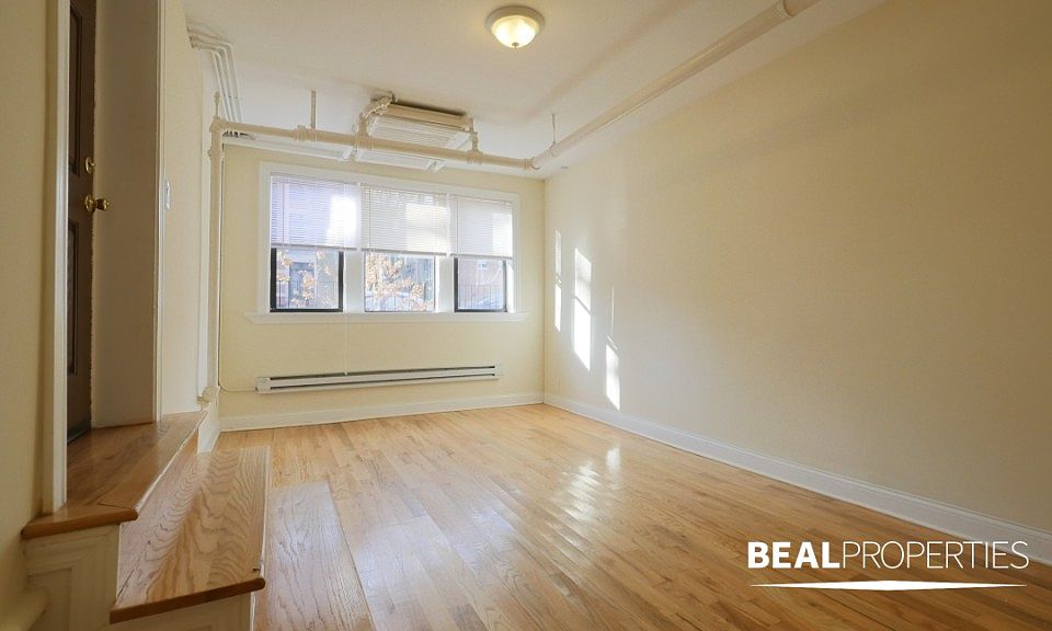 1st image of 4225 N Paulina St #4225