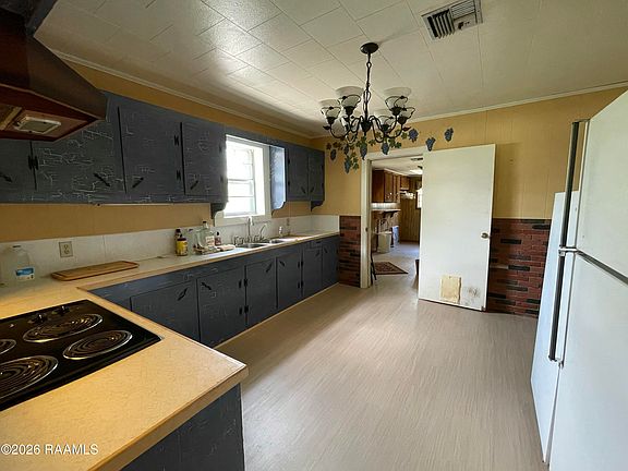 4th image of 206 Bill Dr