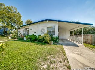 218 E Glenview Dr, San Antonio, TX 78201
