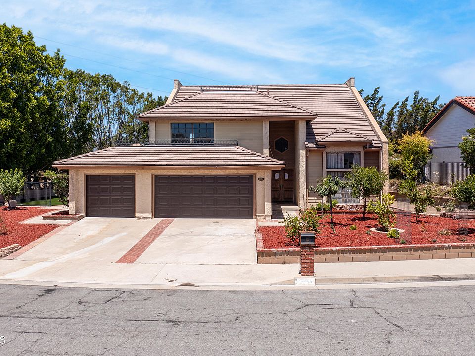 1st image of 2564 Flintridge Dr