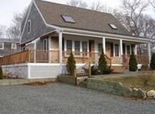 10 Mayflower St, East Falmouth, MA 02536