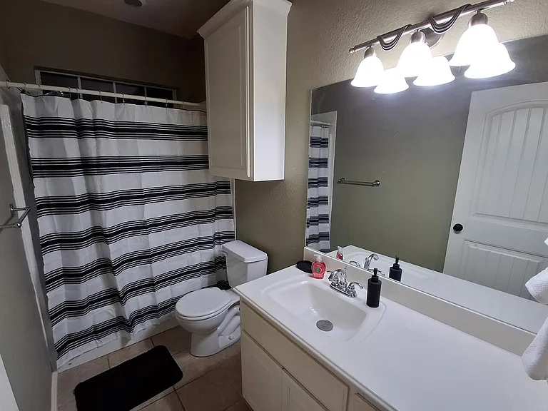 2142 Republic Ave — Photo 17