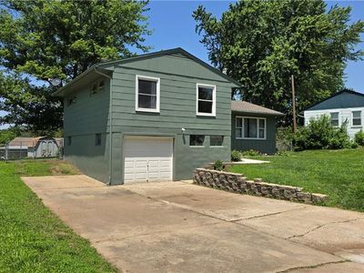604 Pawnee Ln, Belton, MO, 64012