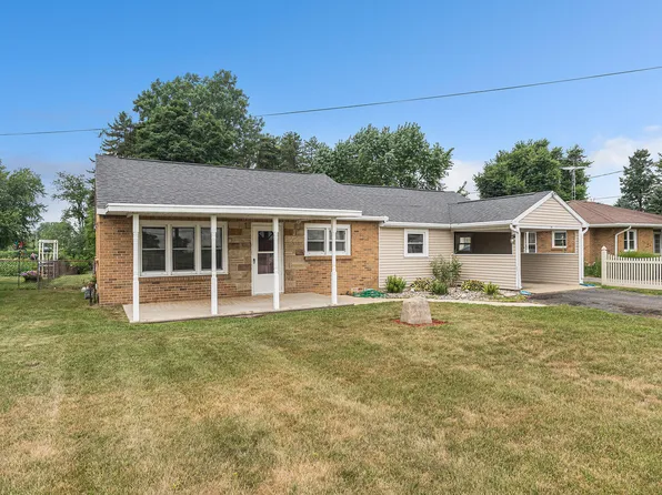 218 S Matteson Lake Rd, Bronson, MI 49028