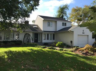 559 Clubhouse Rd, Woodmere, NY 11598