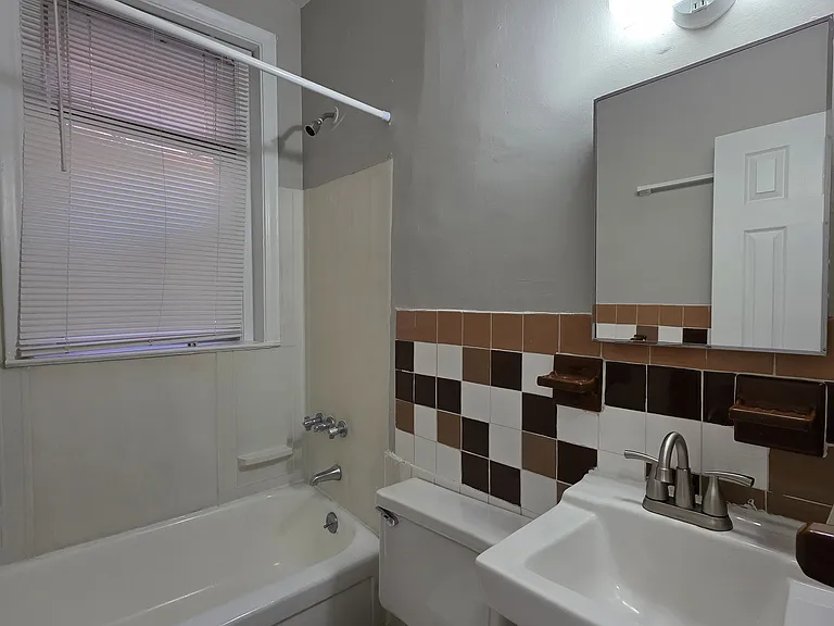 191 Wooster St #B2 — Photo 12
