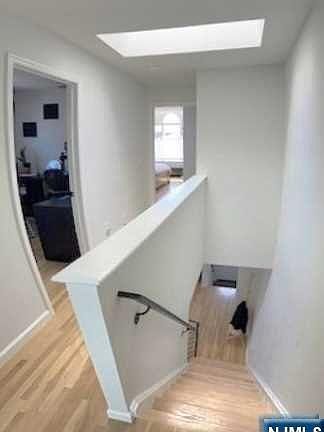 5th image of 18 Short St