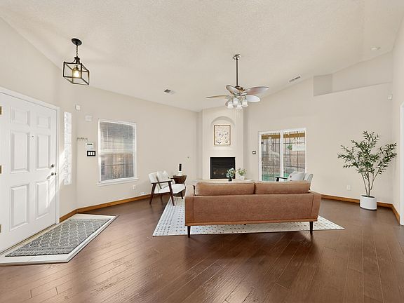 3rd image of 7320 Wild Olive Ave NE