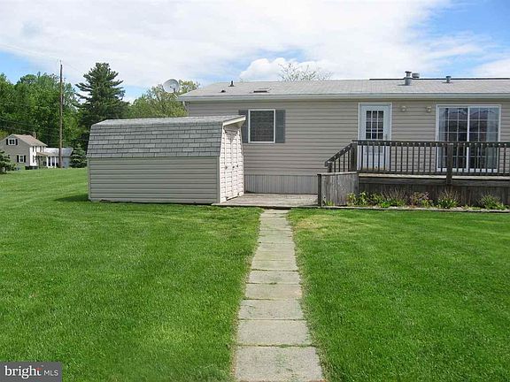 2nd image of 46 Blue Heron Dr