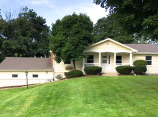 5N456 Old Lafox Rd, St Charles, IL 60175