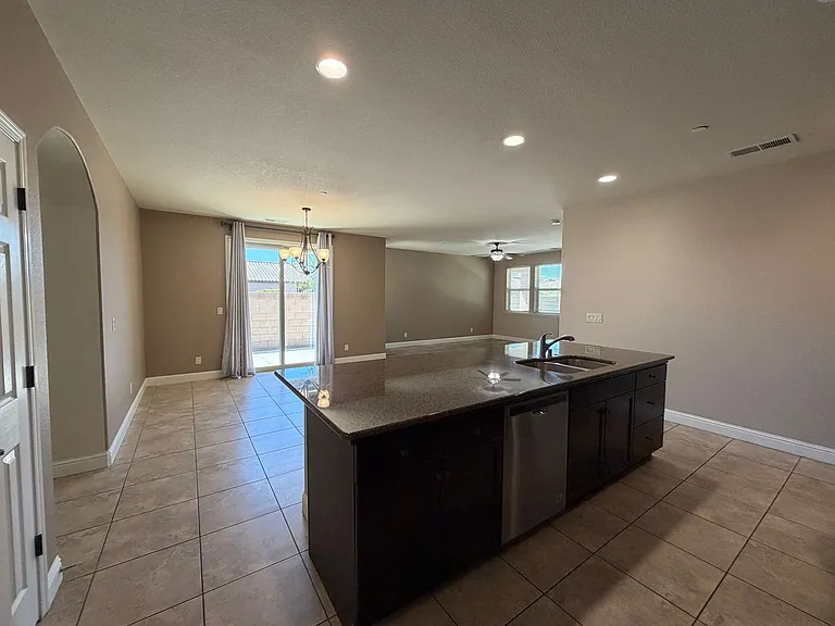 5867 E Laurite Ave — Photo 6