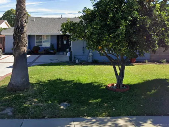 9725 Kimberly Ave, Montclair, CA 91763