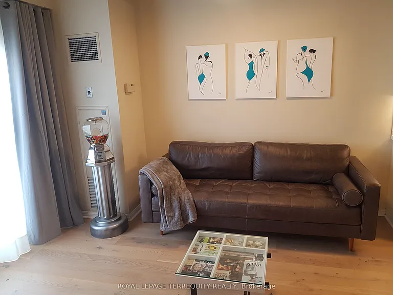 139 Merton St #1046 — Photo 5