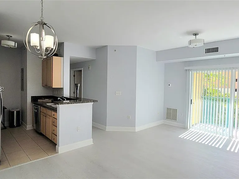 6001 SW 70th St #215 — Photo 1