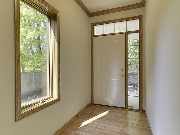 2nd image of 1066 Juliet Ave