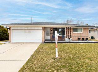 14452 Dresden Dr, Sterling Heights, MI 48312