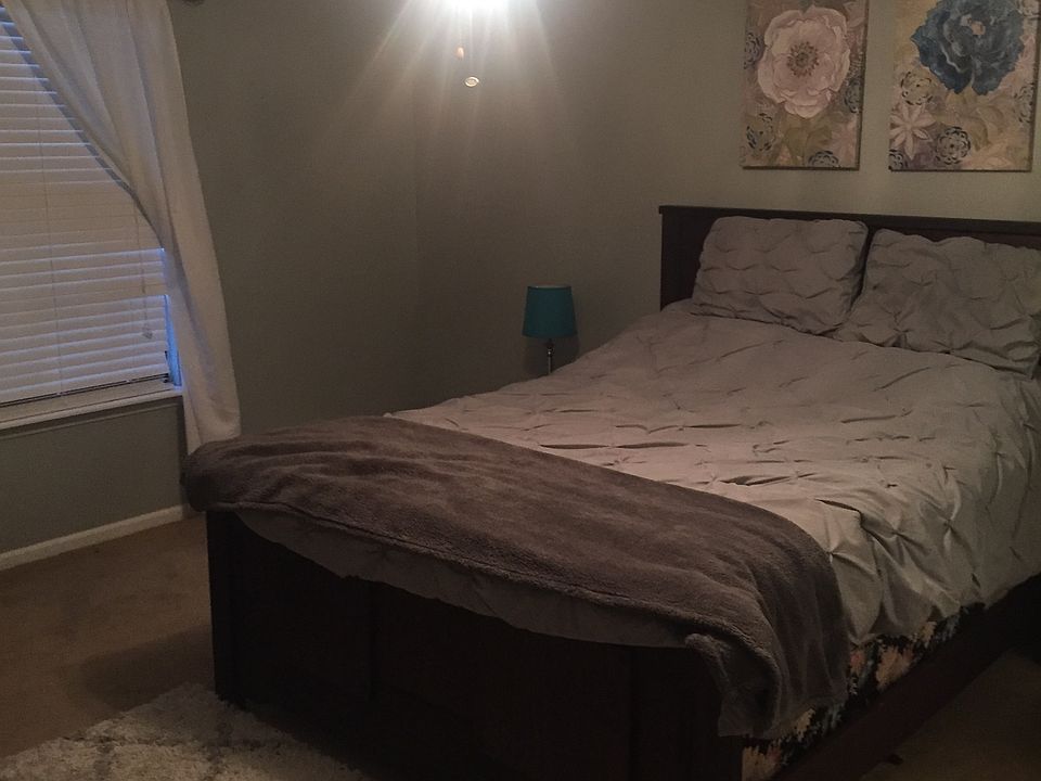 1st image of 4385 Spurline Dr S