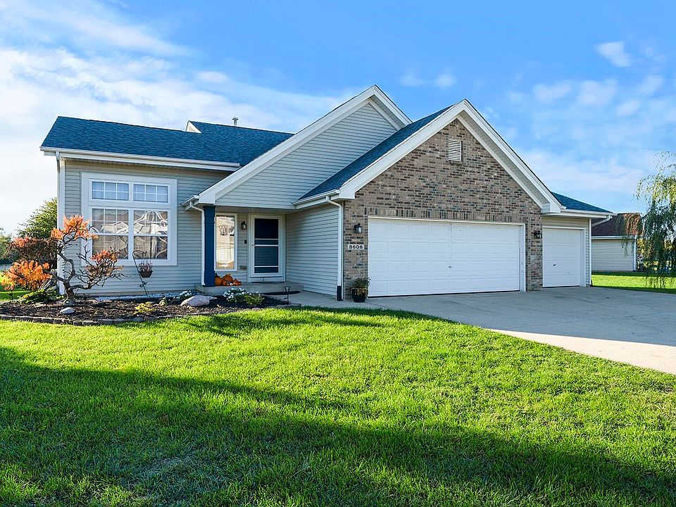 1st image of 8608 Scott Ln