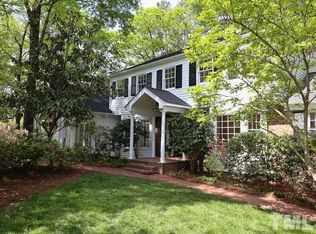2516 Millwood Ct, Chapel Hill, NC 27514