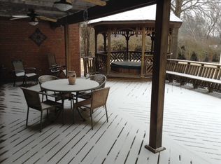 5146 Holmes Oaks Dr, Collierville, TN 38017