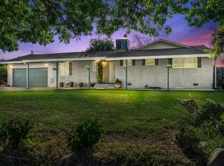 7320 Bradshaw Rd, Sacramento, CA 95829