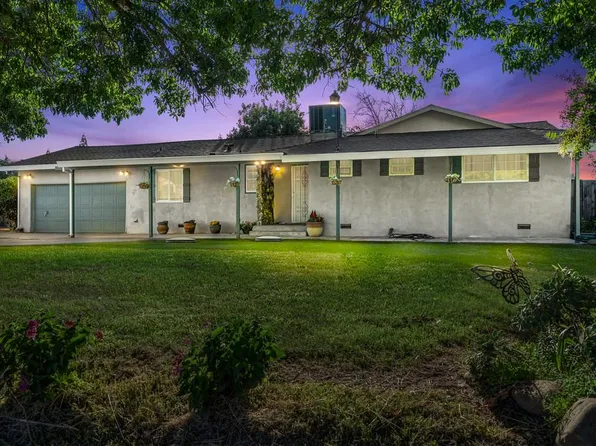 7320 Bradshaw Rd, Sacramento, CA 95829