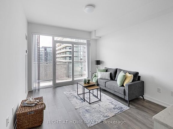 3rd image of 2520 Eglinton Ave W #1602