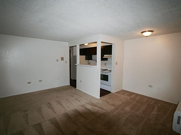 3rd image of 840 N Washington St APT 103