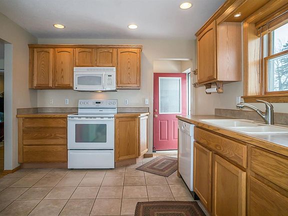 4th image of 507 Maywood St