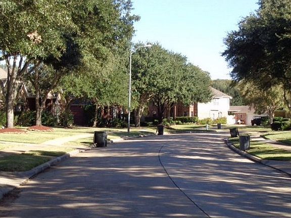 4th image of 2315 Country Mile Ln