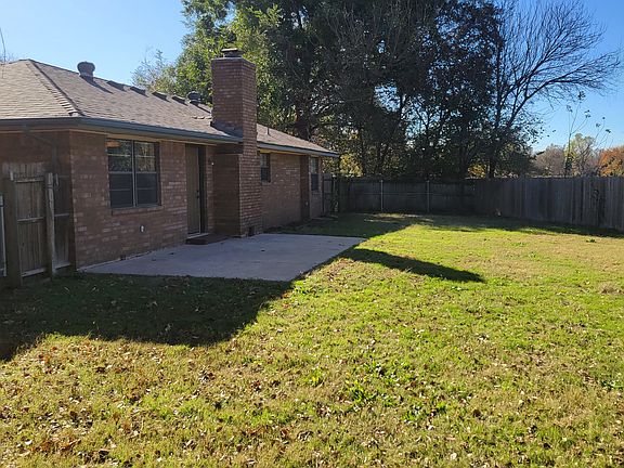 Huge back yard and all windows have full storm windows added too.