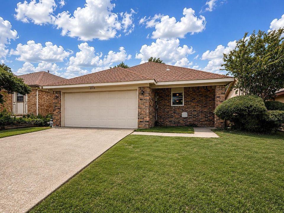 1st image of 2519 Beverly Hills Ln