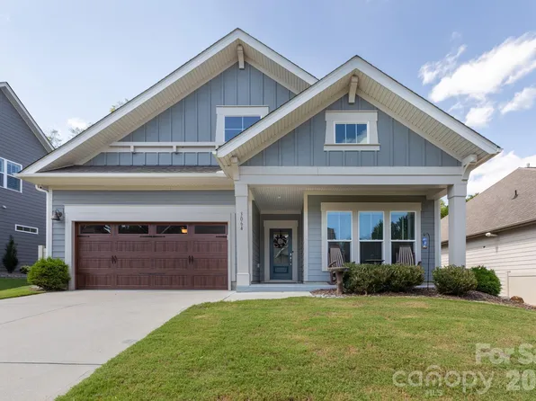 3064 Spring Forest Rd, Harrisburg, NC 28075