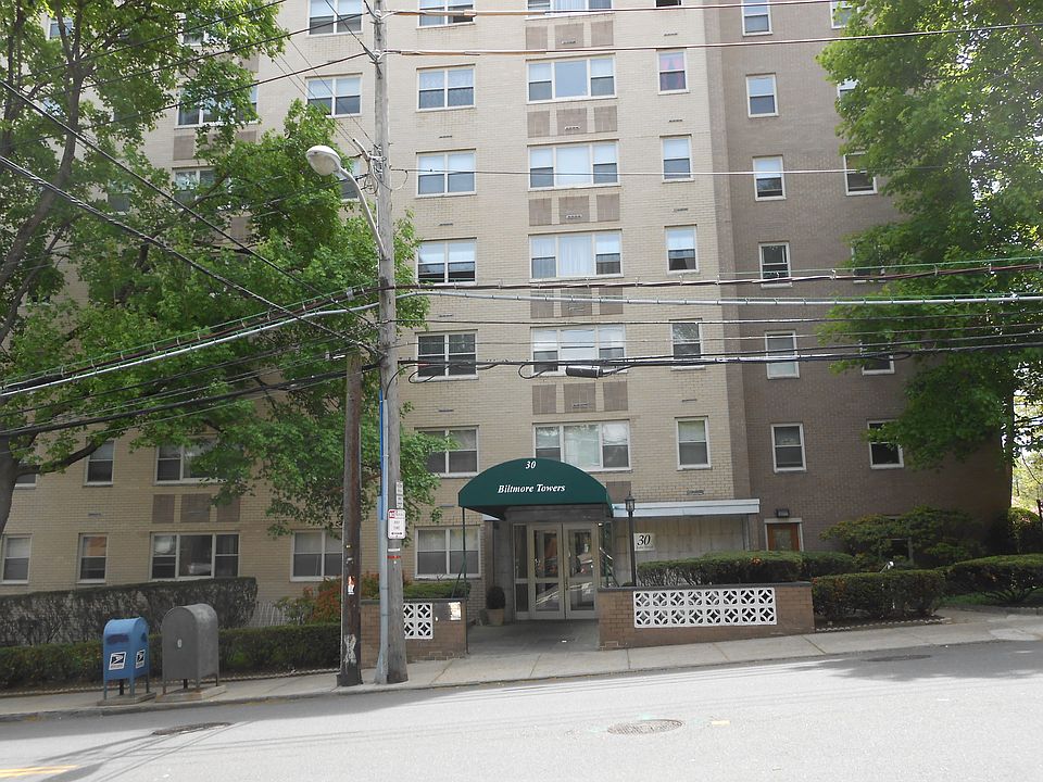 1st image of 30 Lake Street # Second Floor