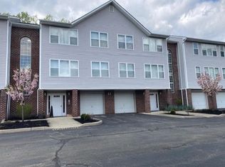 105 Deer Court Dr, Middletown, NY 10940