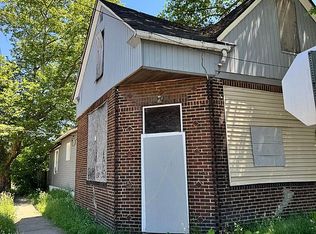3599 E 57th St, Cleveland, OH 44105