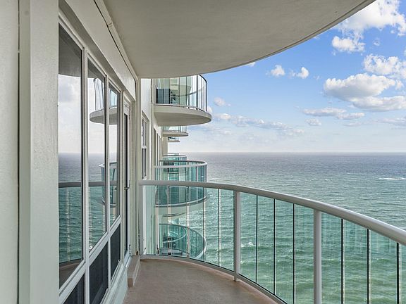 2nd image of 3400 Galt Ocean Drive #2108s