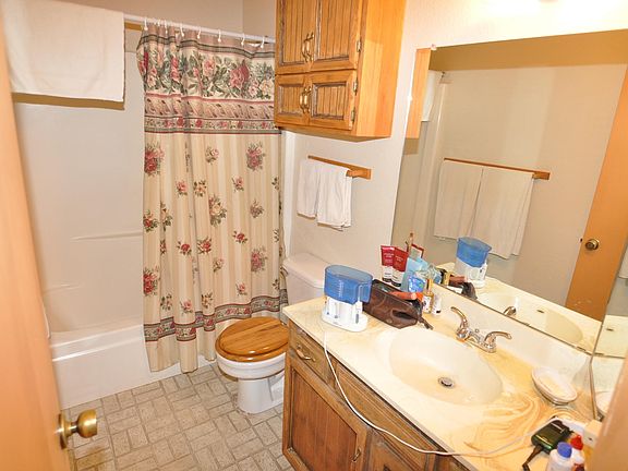 5th image of 1445 E Palmdale Dr