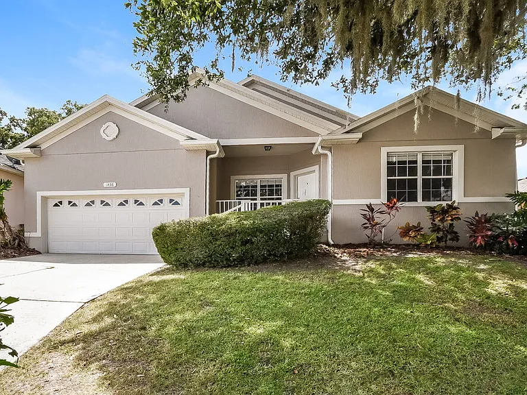 1436 Lake Marion Dr — Photo 1