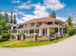 13477 13a Ave, Surrey, BC V4A1C5