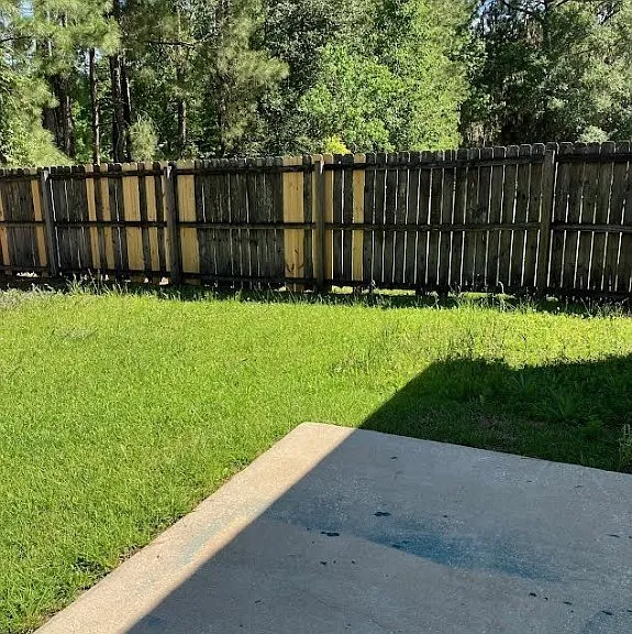 685 Rushing St — Photo 32