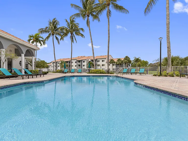 Waters Edge Delray — Photo 10
