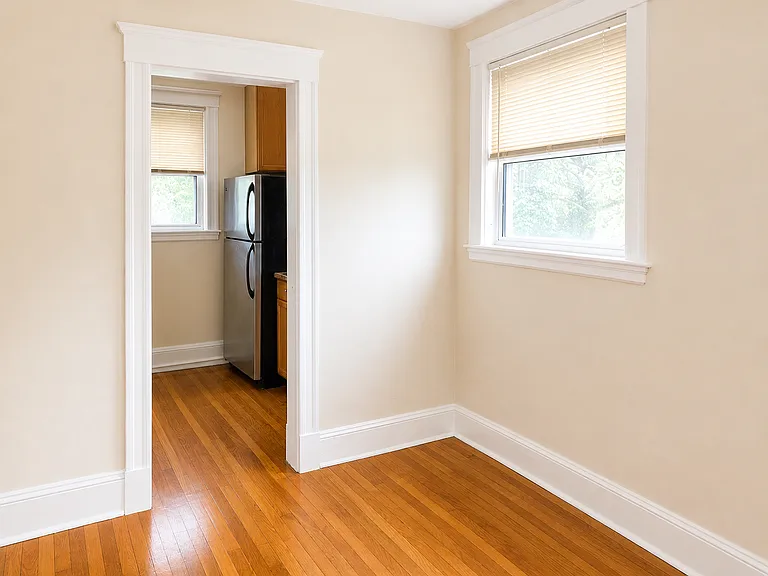 21 Kemper St #4 — Photo 3